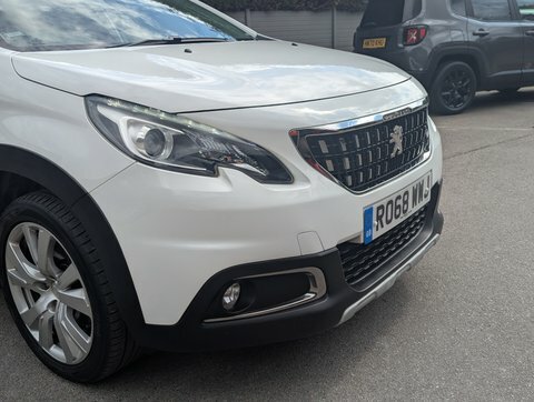 Peugeot 2008 Gt Line 1.2 Puretech 130 Eat6 Black #7