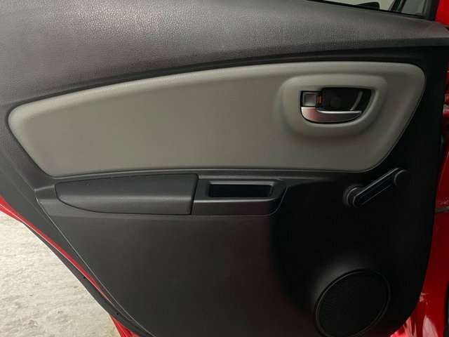 Toyota Yaris Vvt-i Excel Blue #38