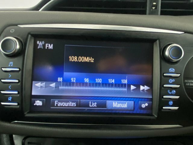 Toyota Yaris Vvt-i Excel Blue #22