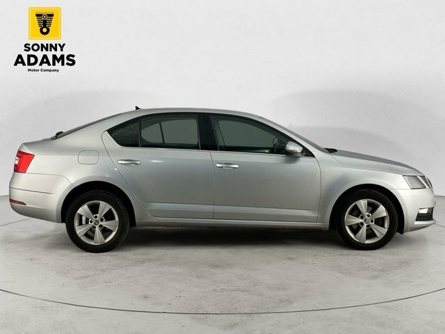 Skoda Octavia 1.0 Tsi Gpf Se Technology Hatchback Dsg Silver #3