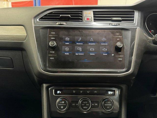 Volkswagen Tiguan Allspace 1.5 Tsi Evo Match Silver #24