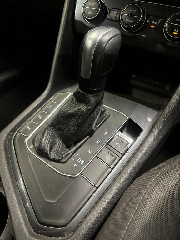 Volkswagen Tiguan Allspace 1.5 Tsi Evo Match Silver #32