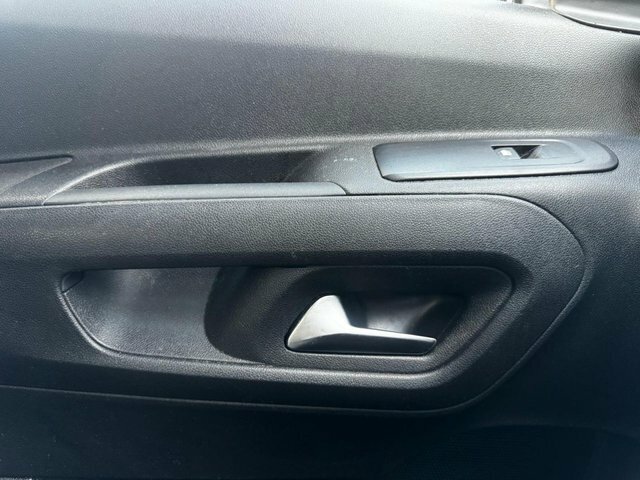 Vauxhall Combo-e Life Life 100Kw Design XL 52Kwh 7 Sea Grey #24