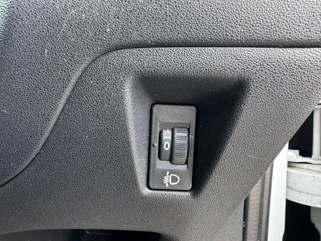 Citroen C3 Picasso Picasso 1.6 Bluehdi Vtr Mpv Eur White #23