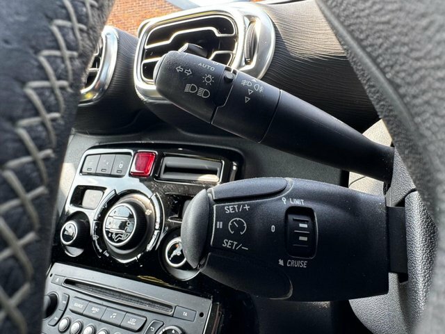 Citroen C3 Picasso Picasso 1.6 Bluehdi Vtr Mpv Eur White #16