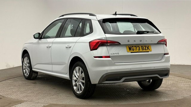 Skoda Kamiq Tsi Se Suv White #2