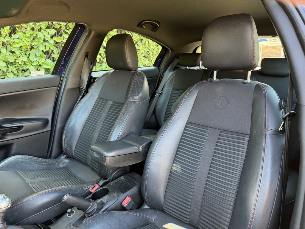 Alfa Romeo Giulietta 1.4 Tb Multiair Lusso Grey #24