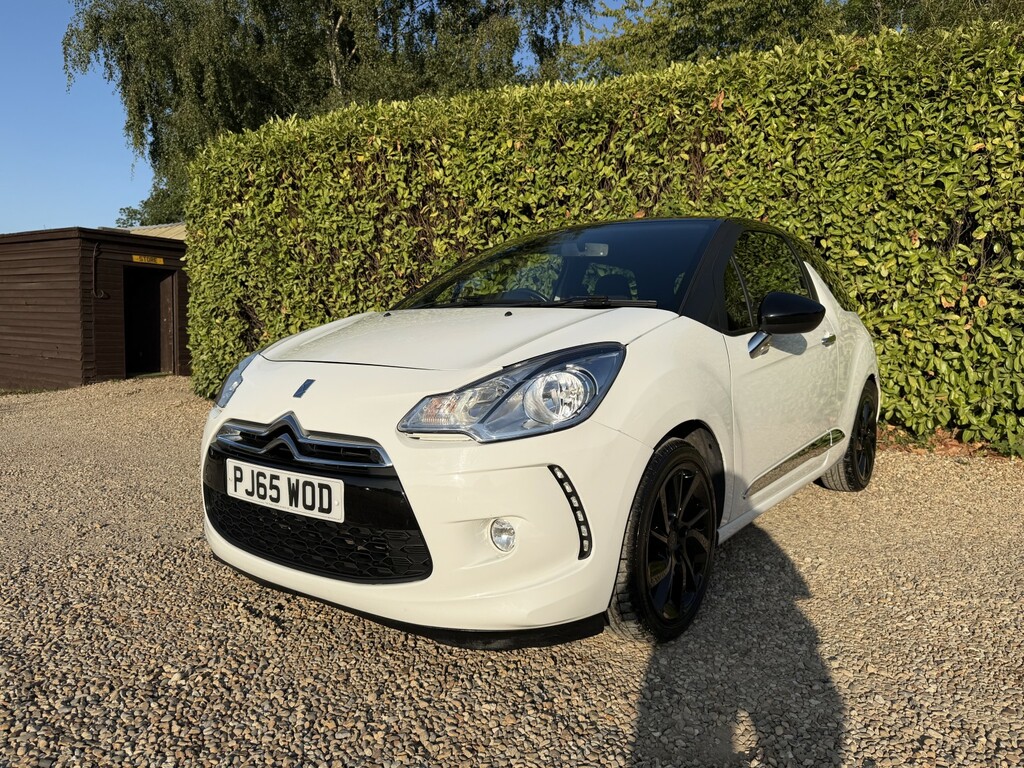 DS DS 3 1.6 Bluehdi 120 Ps Prestige Hatchb White #42