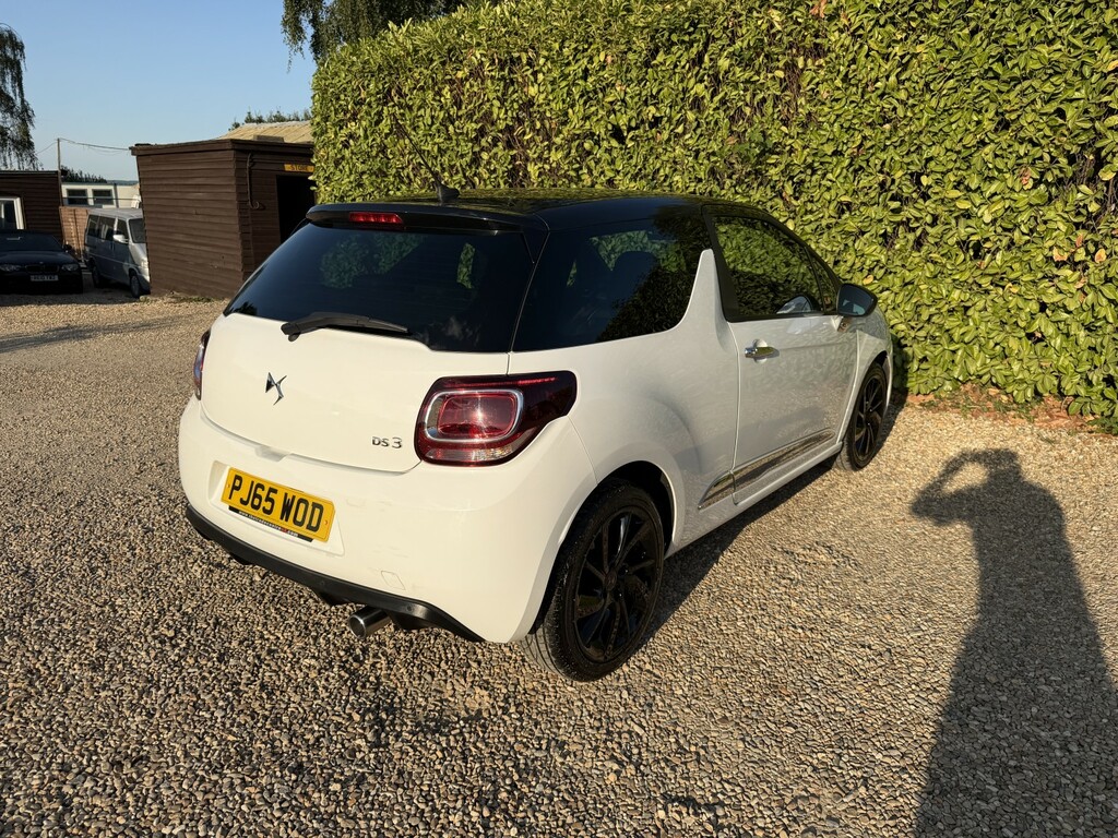 DS DS 3 1.6 Bluehdi 120 Ps Prestige Hatchb White #22