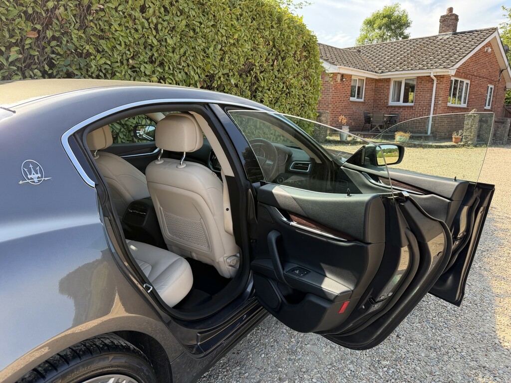 Maserati Ghibli 3.0 V6 Saloon Zf Euro 5 330 Ps Grey #33