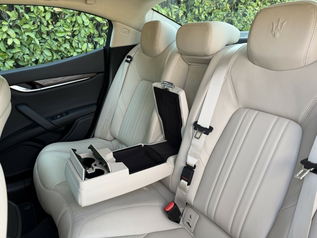 Maserati Ghibli 3.0 V6 Saloon Zf Euro 5 330 Ps Grey #40