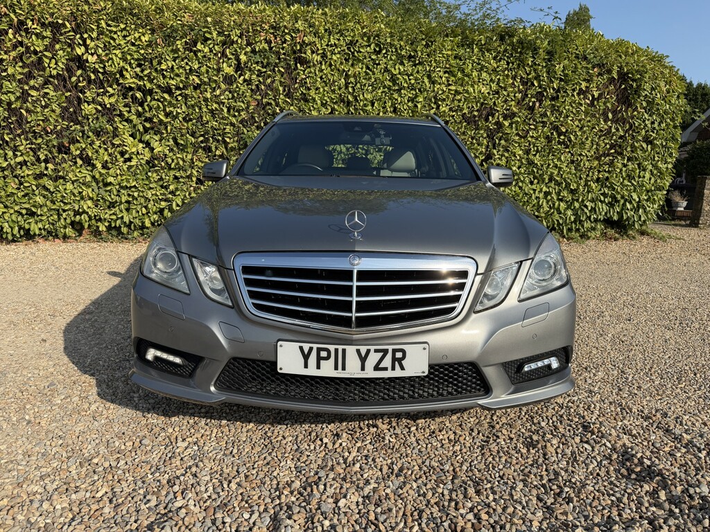 Mercedes-Benz E Class Estate 2.1 E250 Cdi Blueefficiency Sport 201111 YP11YZR Silver #3