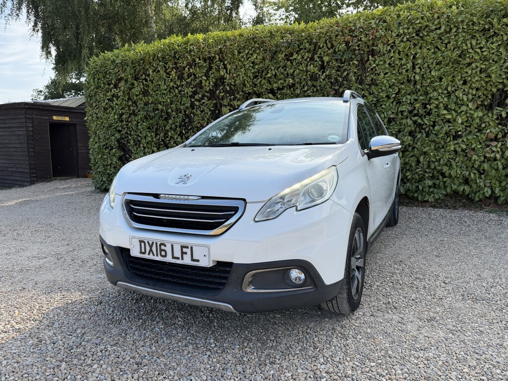 Peugeot 2008 1.6 Bluehdi Allure White #5