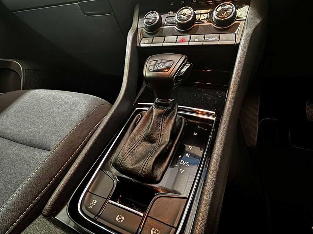 Skoda Karoq Karoq Se L Tsi S-a Silver #33