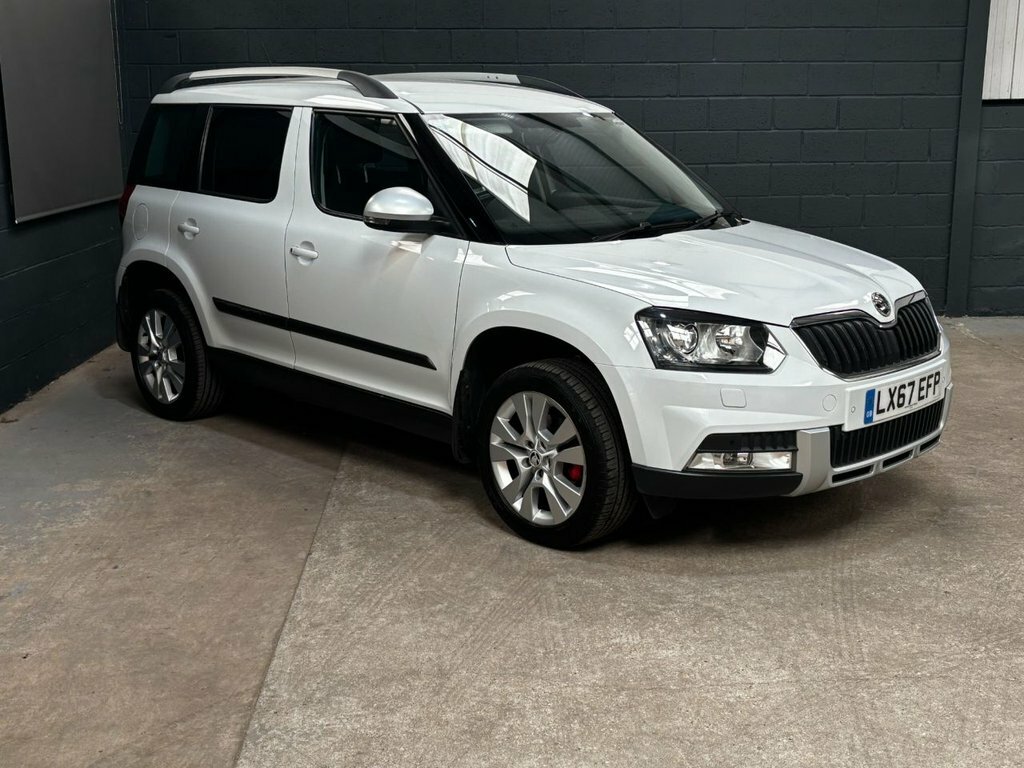 Skoda Yeti 1.2L Se L Drive White #5