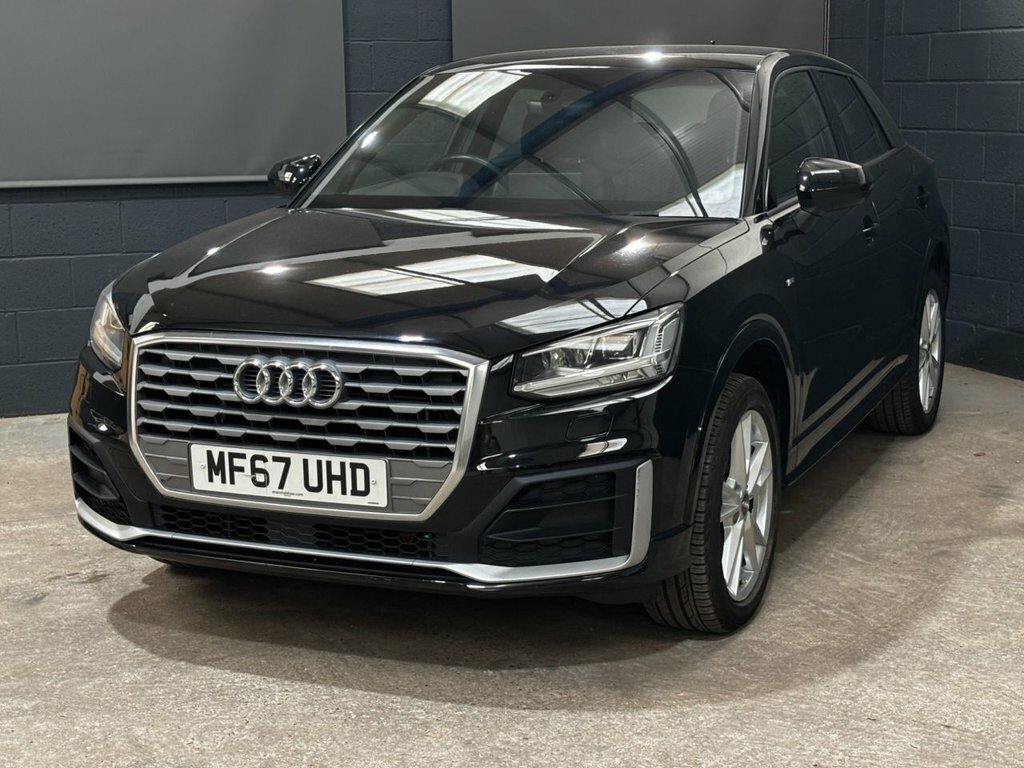 Audi Q2 1L S Line Black #4