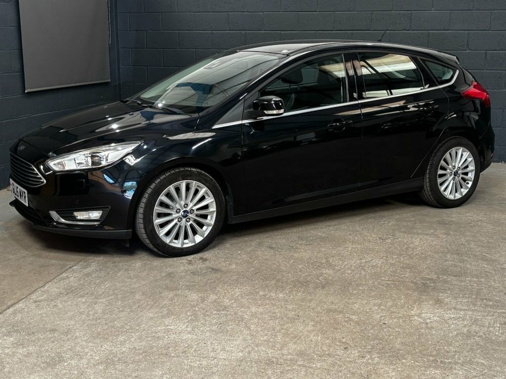 Ford Focus 1.0T Ecoboost Titanium X Estate Grey #17