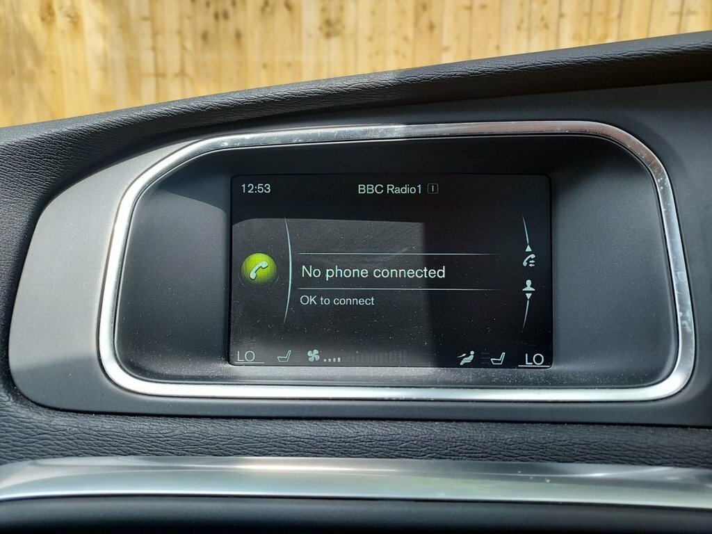 Volvo V40 Volvo V40 D2 R Design 1.6 H Blue #20