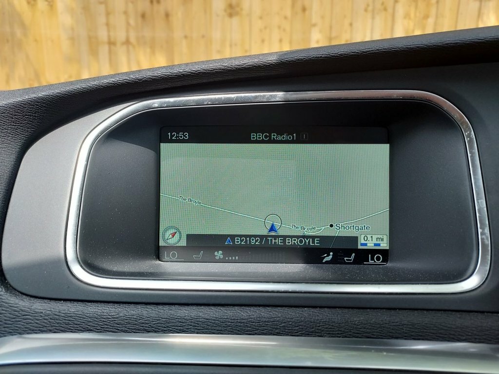 Volvo V40 Volvo V40 D2 R Design 1.6 H Blue #10