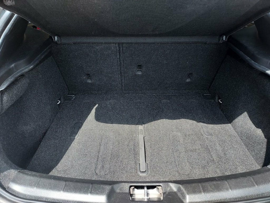 Volvo V40 Volvo V40 D2 R Design 1.6 H Blue #13