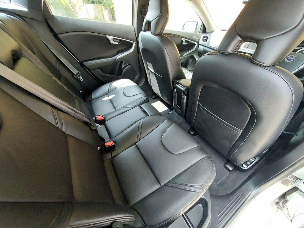 Volvo V40 Volvo V40 D2 R Design 1.6 H Blue #16