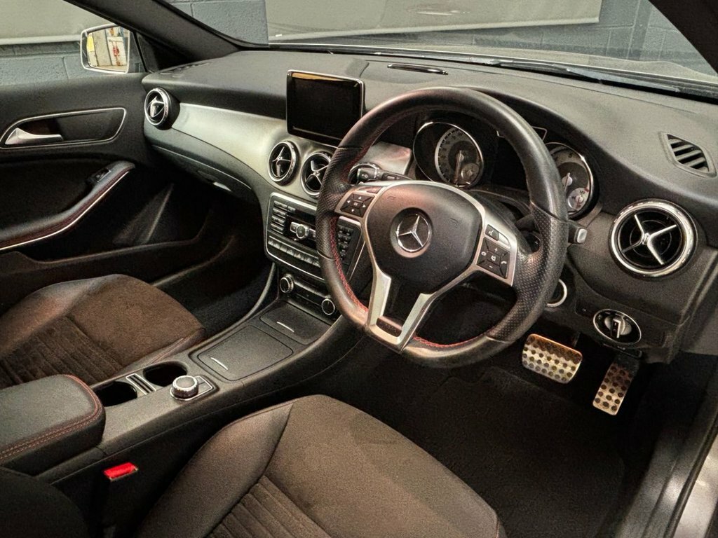 Mercedes-Benz GLA Class 2.1 Gla200 Cdi Sport Suv Euro 6 Black #24