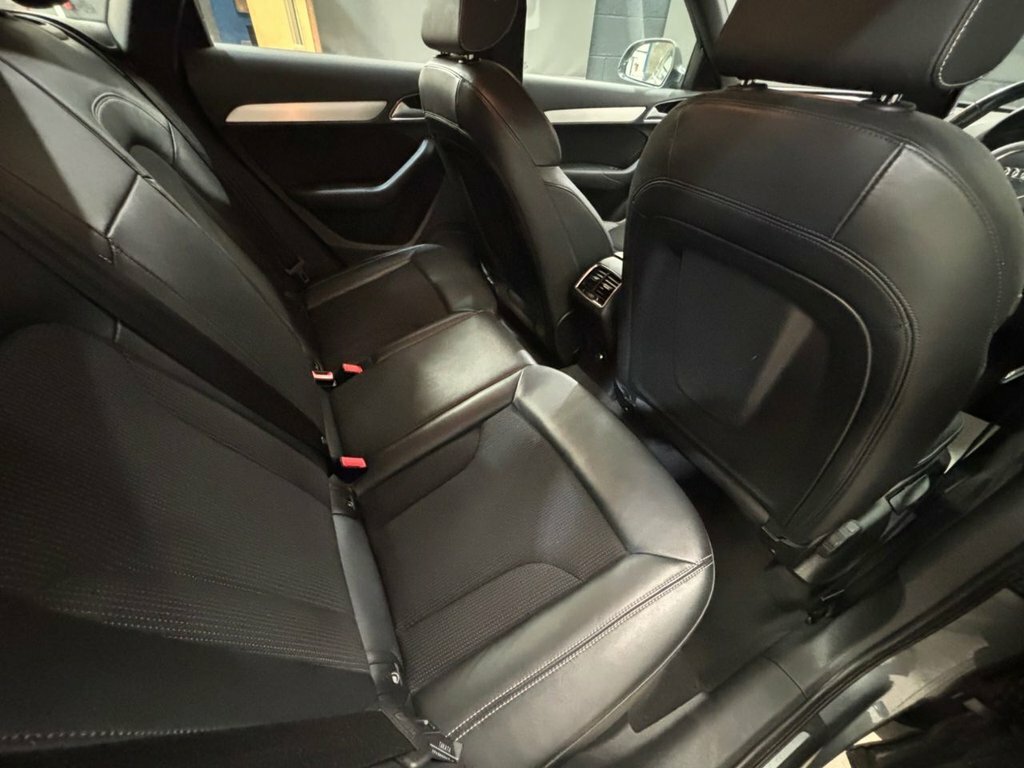 Audi Q3 Tfsi Black Edition Suv S Tronic Quattro Red #24