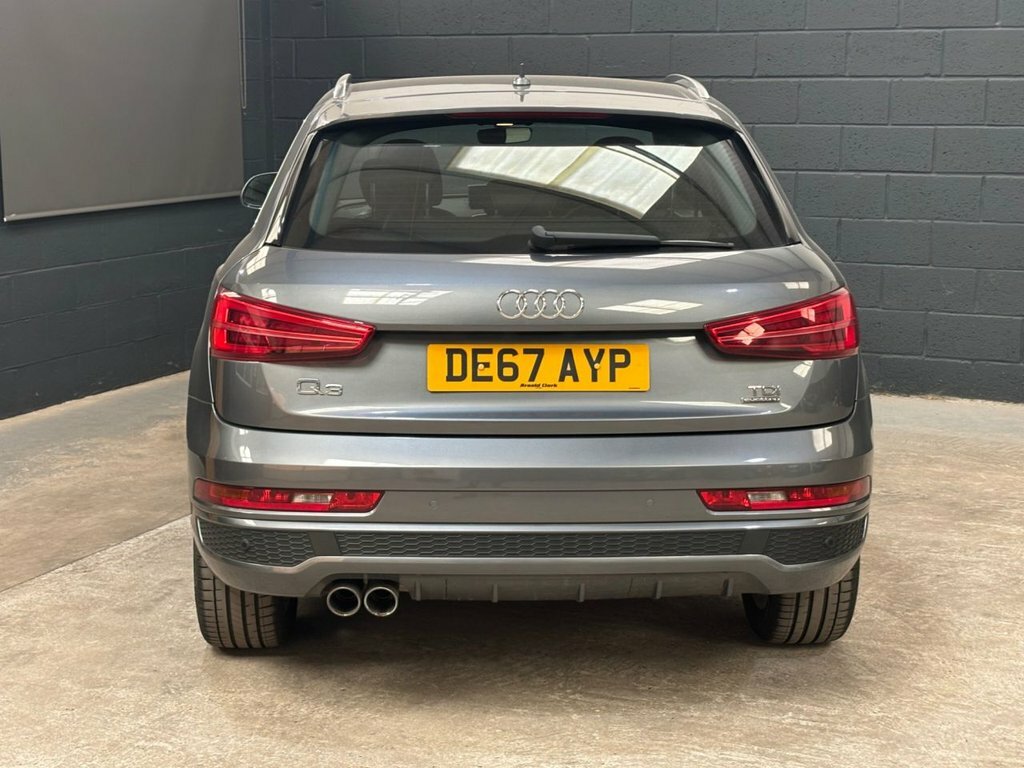Audi Q3 2L S Line Edition Grey #5