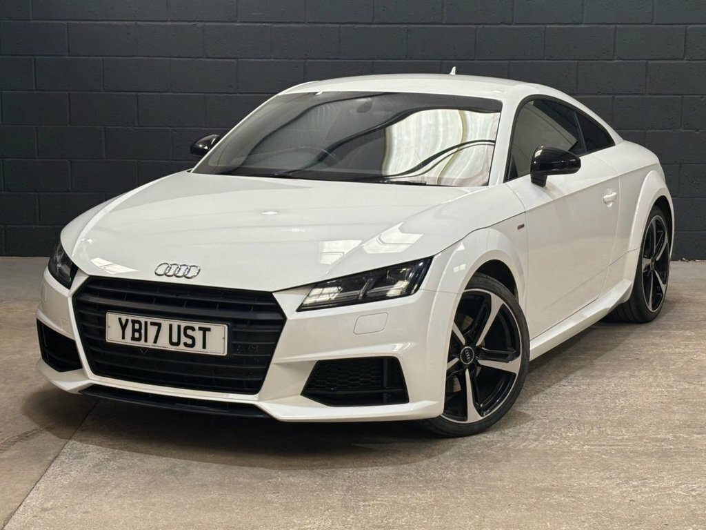 Audi TT 1L Black Edition White #4