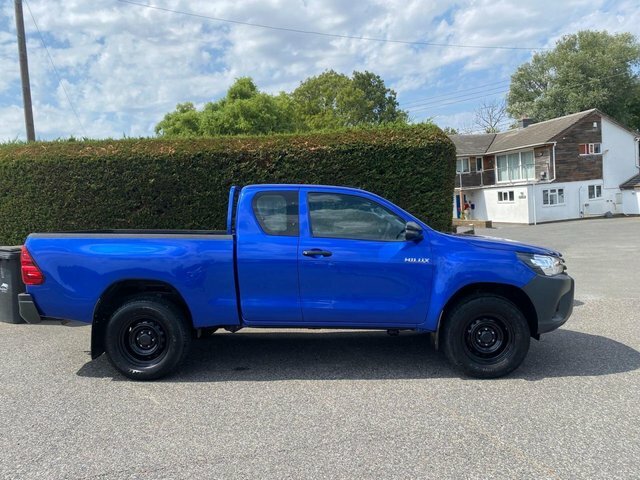 Toyota HILUX Invincible 2.4 D-4d Dcab Black #9