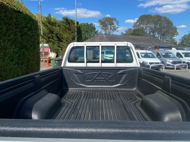 Toyota HILUX Invincible X Dcab Pick Up 2.4 D-4d Grey #7