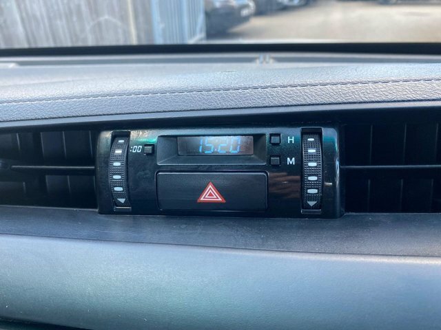 Toyota HILUX Invincible X Dcab Pick Up 2.4 D-4d Grey #24