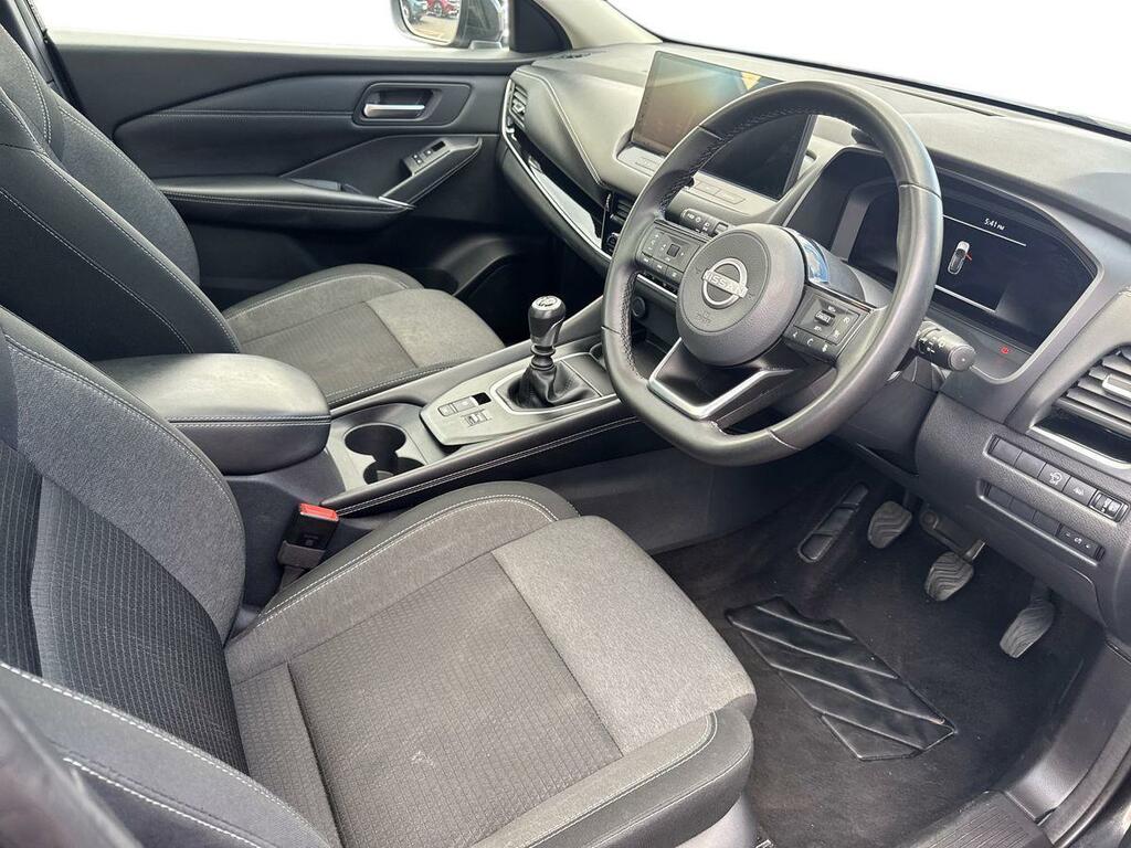 Nissan Qashqai 1.3 Dig-t Mh N-connecta LK24WVF Black #3