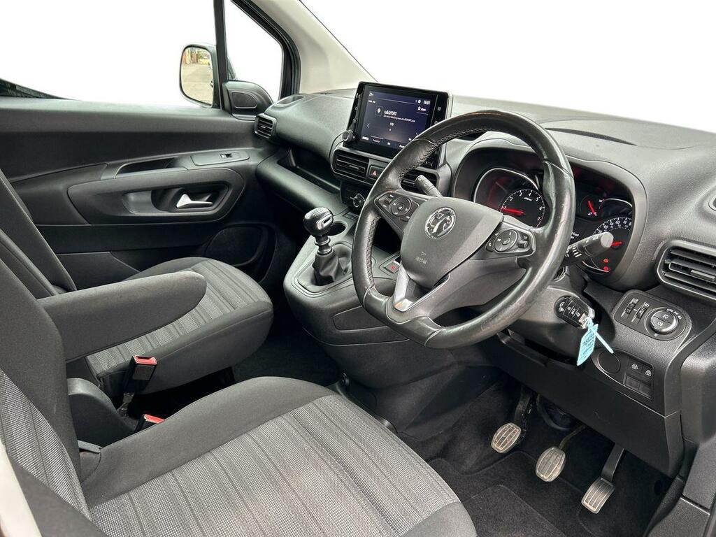 Vauxhall Combo Life 1.5 Turbo D Se XL 7 Seat Black #3