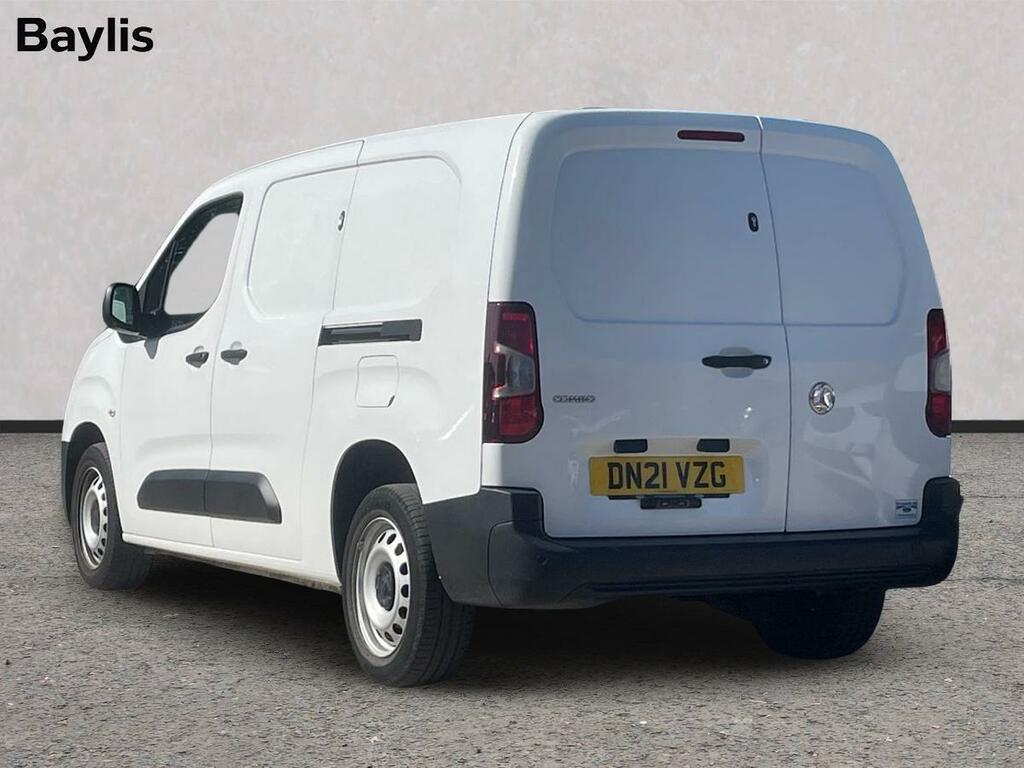 Vauxhall Combo L2 2300 1.5 Turbo D 100Ps H1 Dynamic White #6