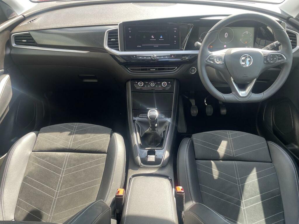 Vauxhall Grandland 1.2 Hybrid 145 Design E-dct6 Hatchback Grey #14