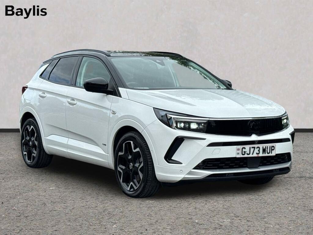 Vauxhall Grandland 1.6 Plug-in Hybrid Ultimate White