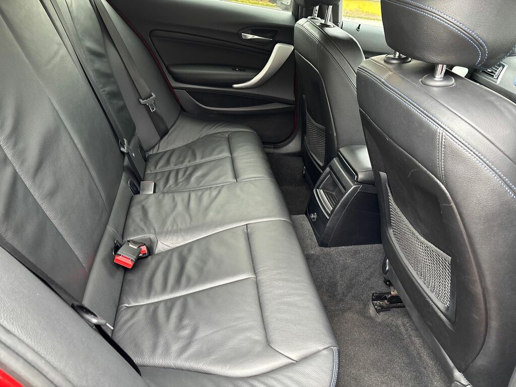 BMW 1 Series 1.5 118I Sport White #36