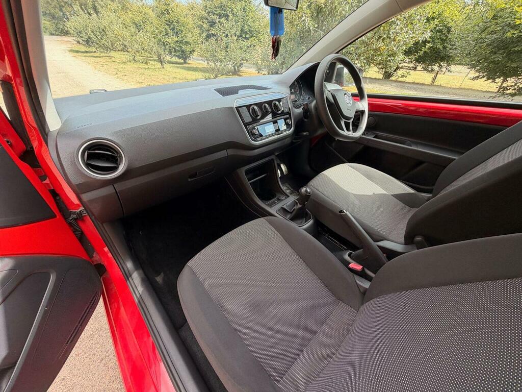 Volkswagen Up Volkswagen Up 1.0 75 High Up Asg Cruise Park Silver #19