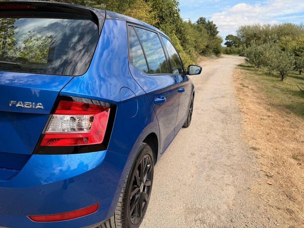 Skoda Fabia Skoda Fabia Estate 1.0 Tsi 110 Monte Carlo Blue #16