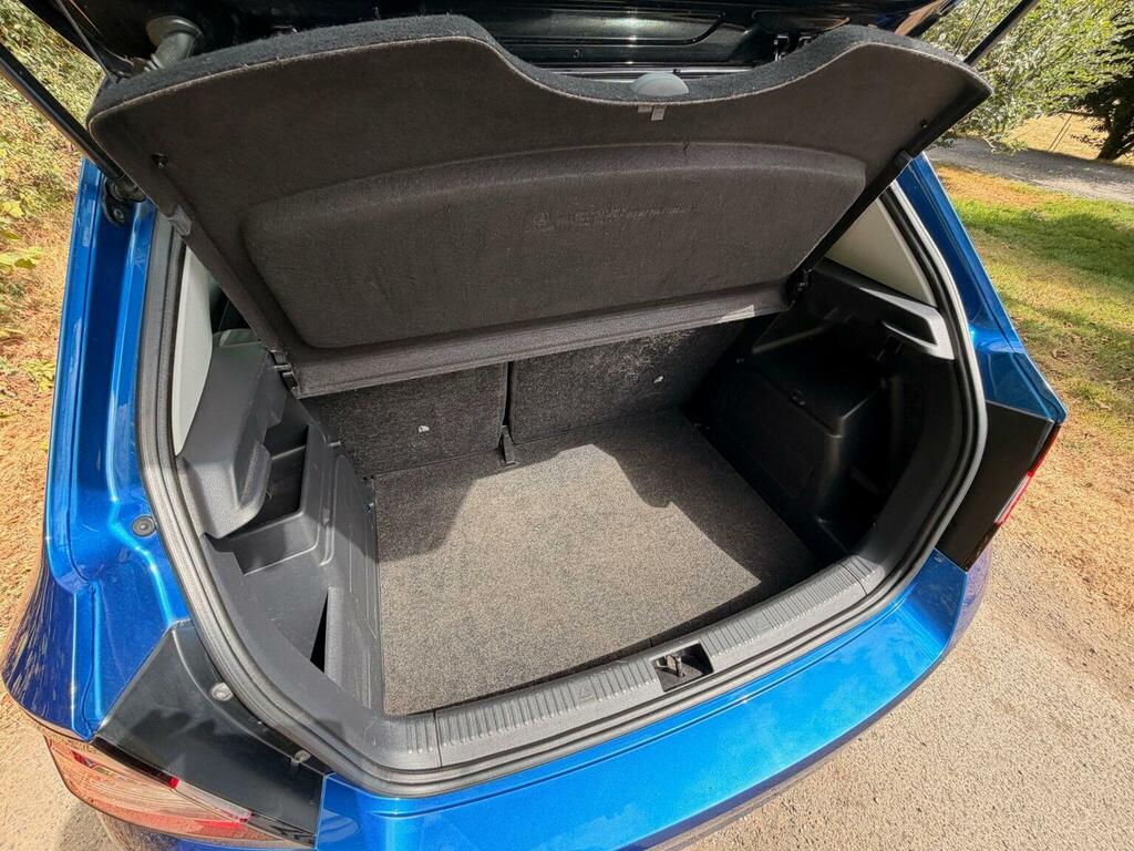 Skoda Fabia Skoda Fabia Estate 1.0 Tsi 110 Monte Carlo Blue #37