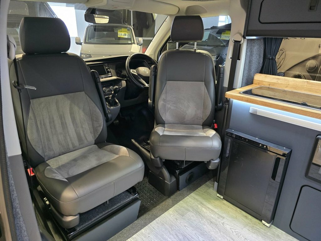 Volkswagen Transporter 2L Startline Grey #6