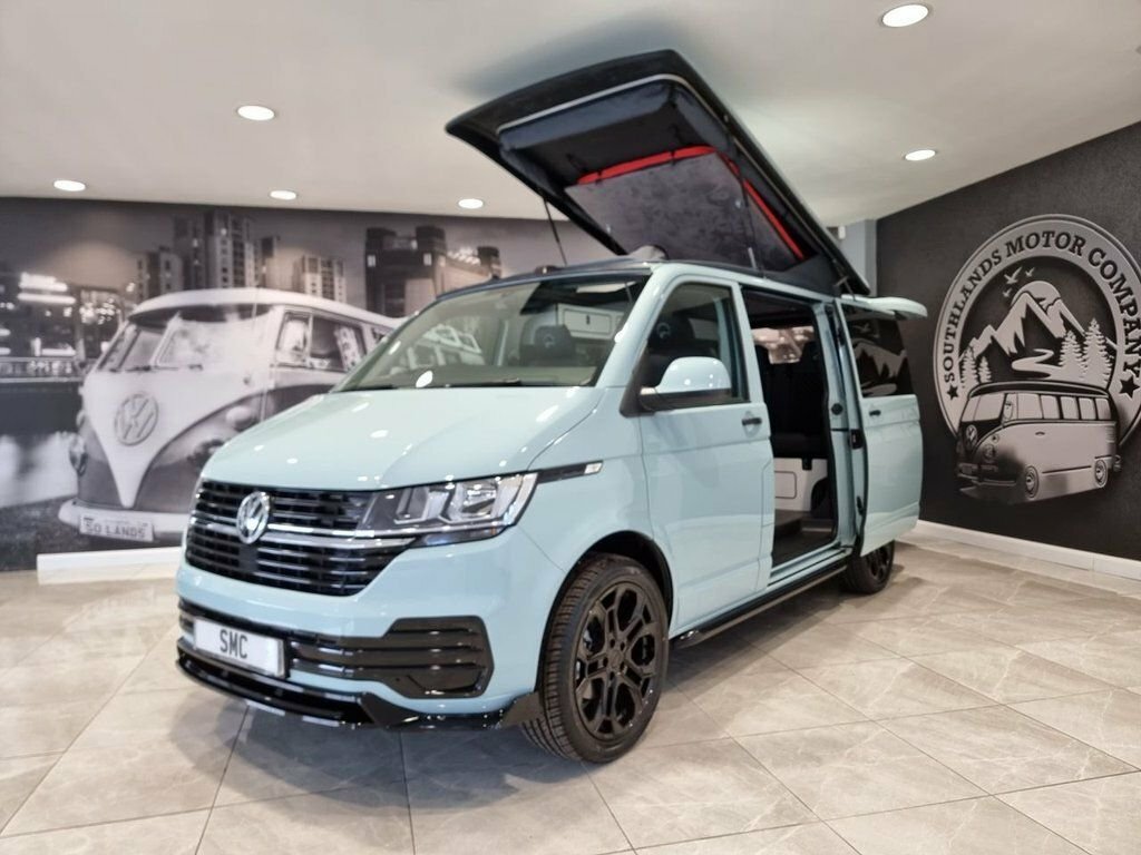 Volkswagen Transporter 2L Startline Blue