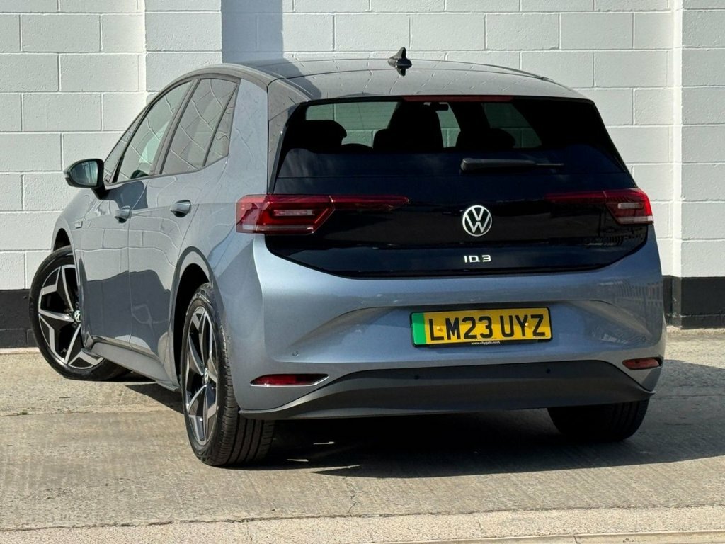 Volkswagen ID.3 Hatchback Blue #4