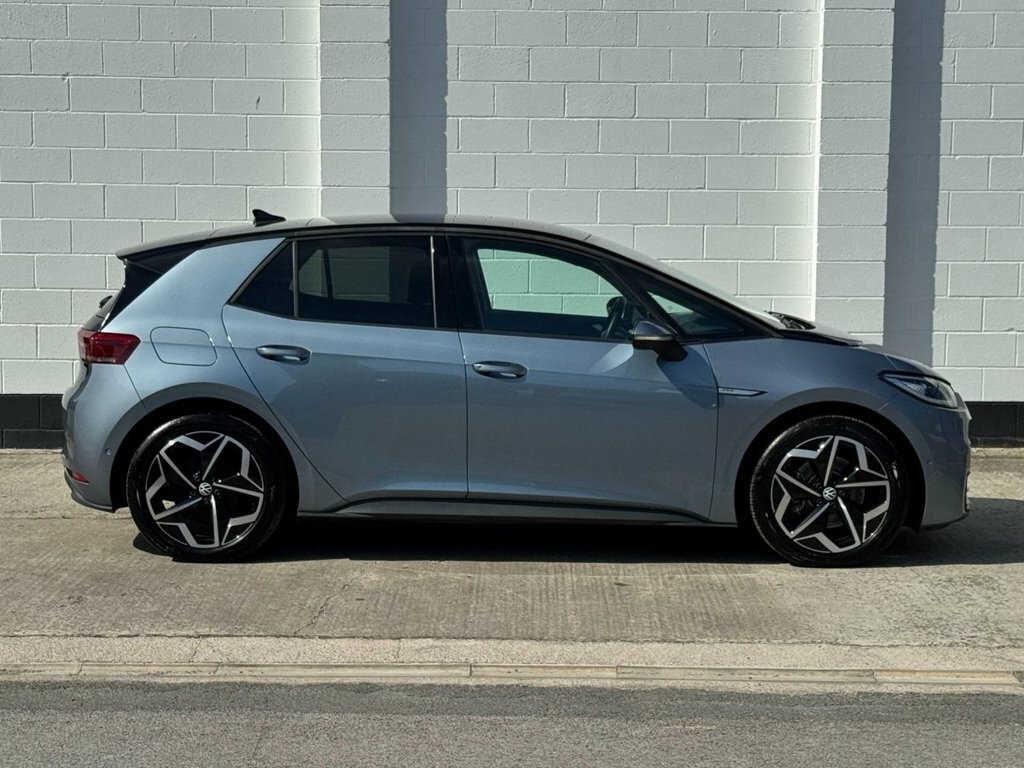 Volkswagen ID.3 Hatchback Blue #3