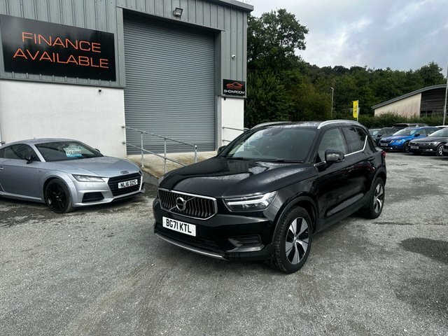 Volvo XC40 T4 Recharge 10.7Kwh Inscription Black #3