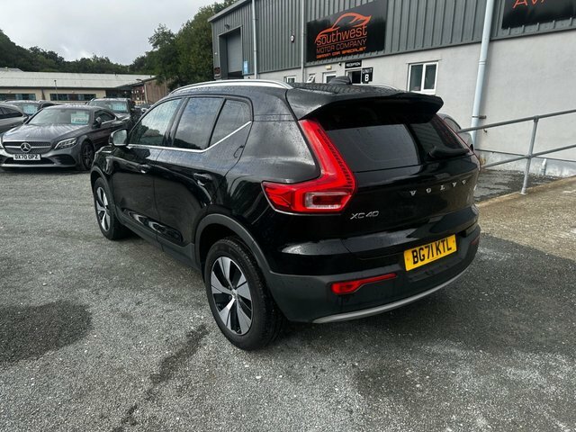 Volvo XC40 T4 Recharge 10.7Kwh Inscription Black #4