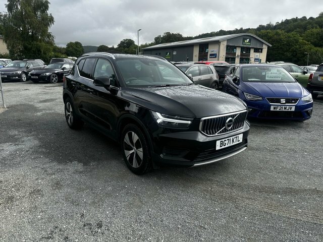 Volvo XC40 T4 Recharge 10.7Kwh Inscription Black