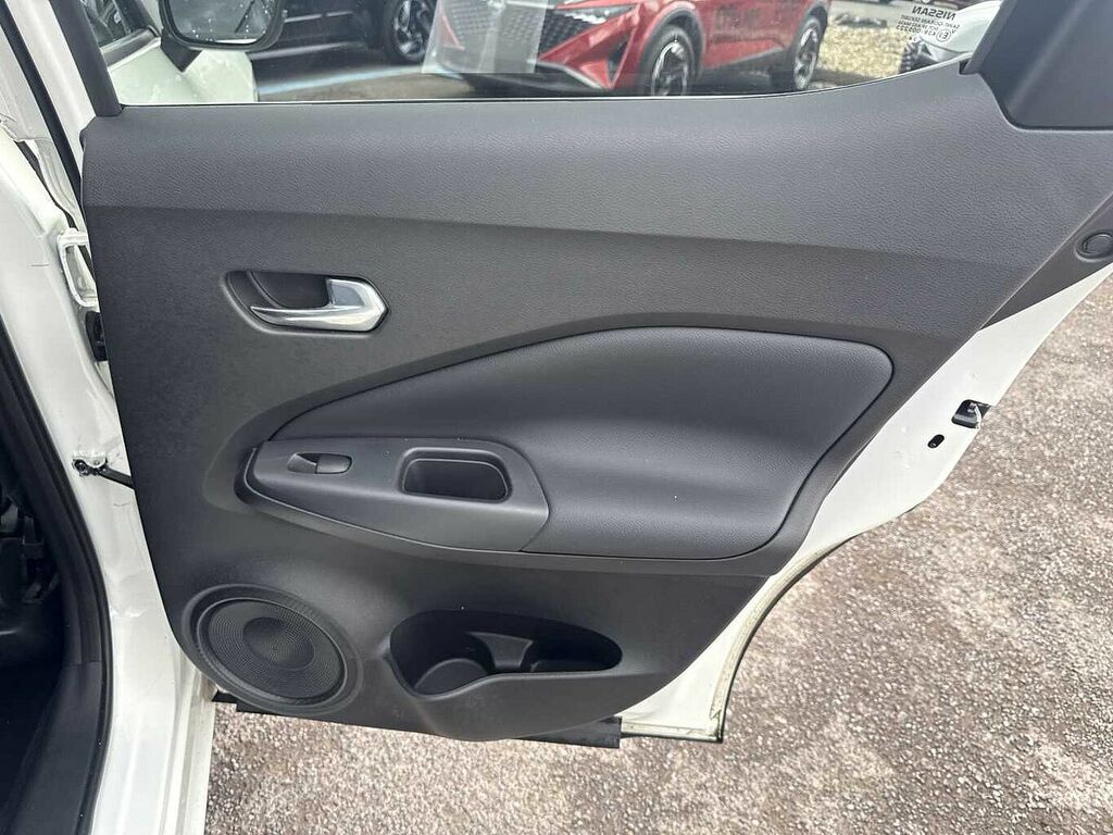 Nissan Juke 1.6 Hybrid N-connecta Hatchback Blue #10