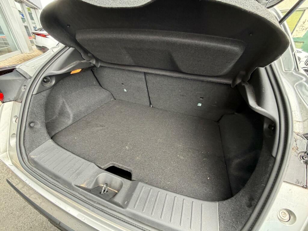 Nissan Juke 1.0 Dig-t N-connecta 5-Door Hatchback Silver #19